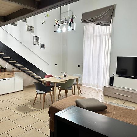 Casa Maria Carmela Apartment Napoli Bagian luar foto